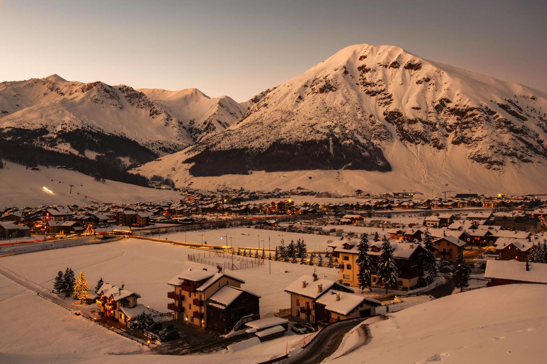 White Pine Lodge Livigno Exteriör bild