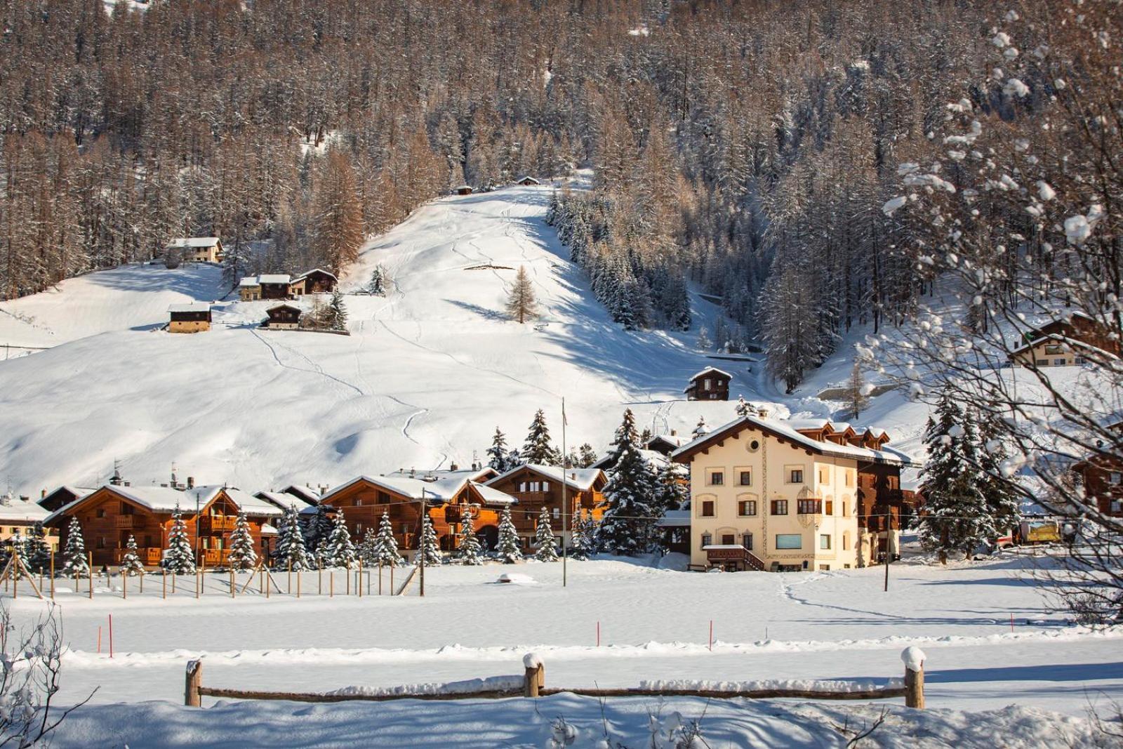 White Pine Lodge Livigno Exteriör bild